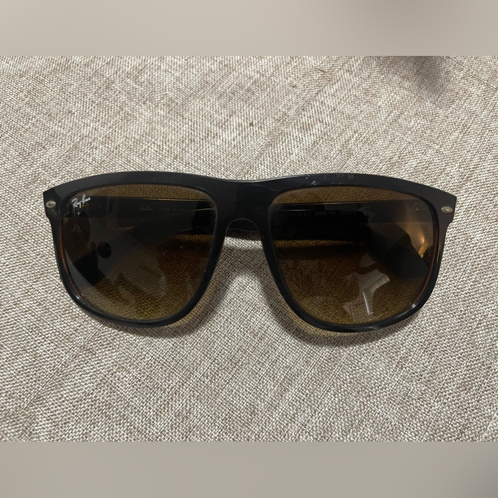 Ray-Ban Black and Brown Gradient Sunglasses